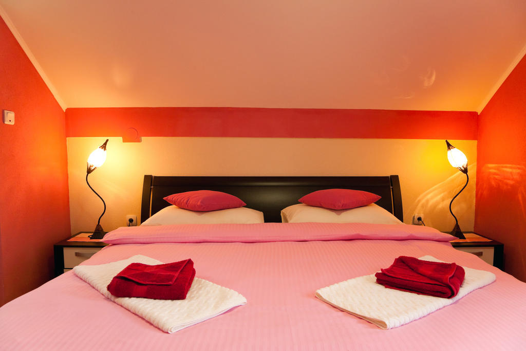 Apartments Tratincica Seliste Dreznicko Pokoj fotografie