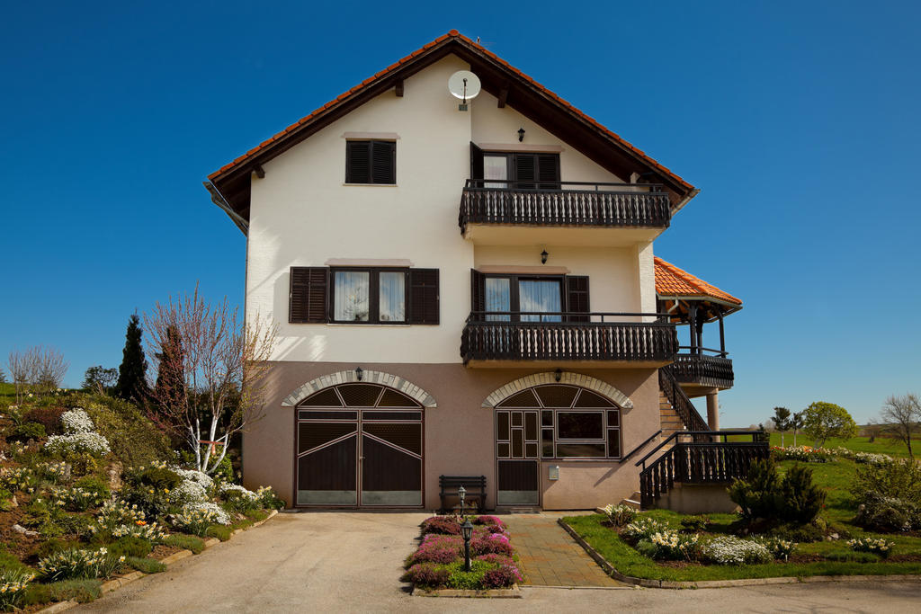 Apartments Tratincica Seliste Dreznicko Exteriér fotografie